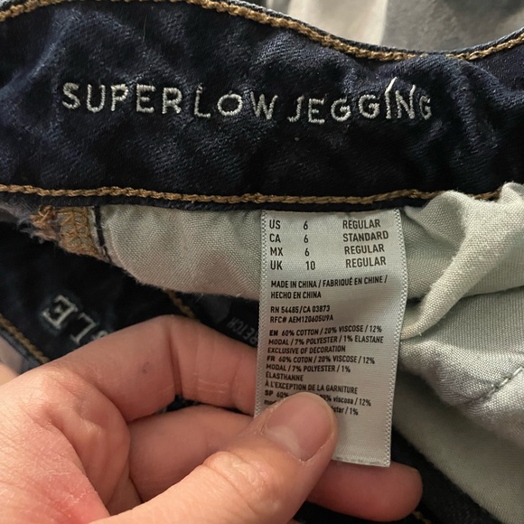 New Without Tags American Eagle Super Stretch Super Low Jeggings *make offers* - Picture 4 of 4